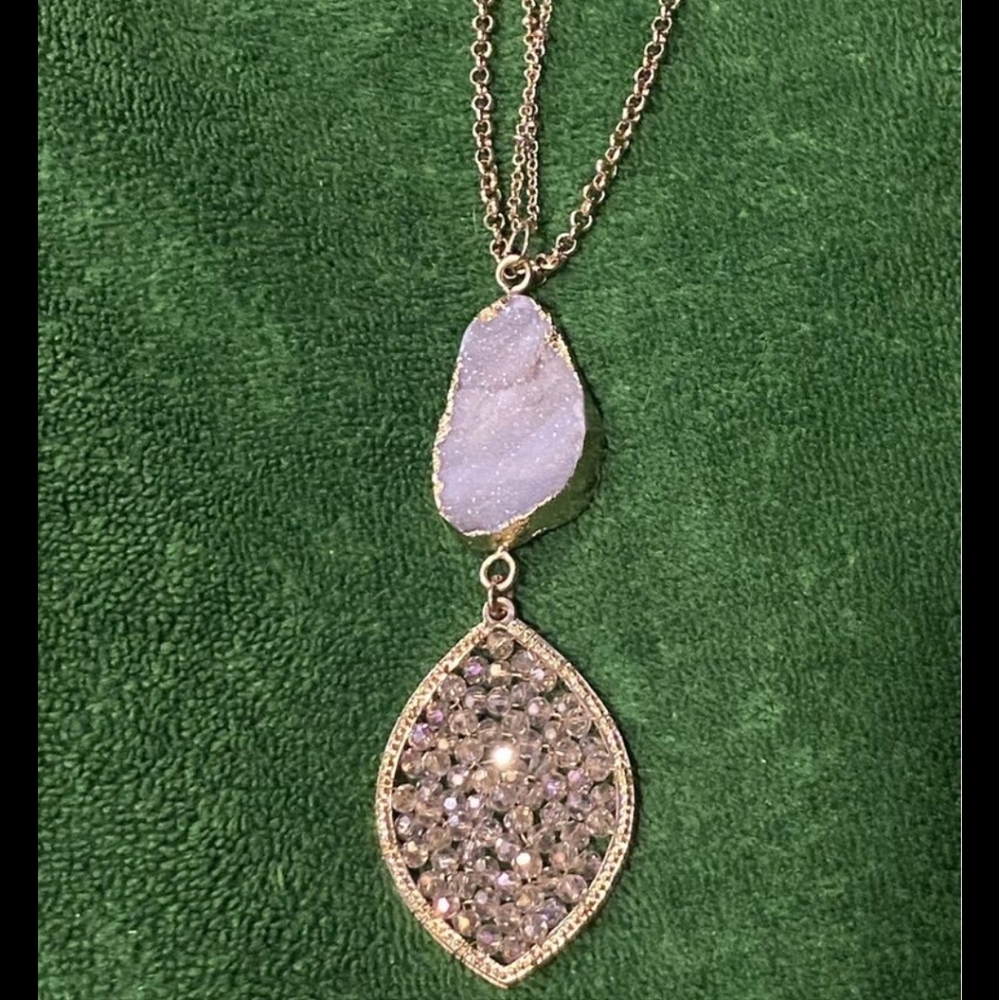 Panacea Stone and Pendant Fashion Necklace